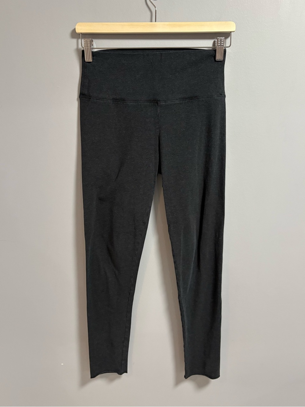 Aritzia - TNA Leggings